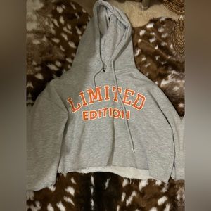 Forever 21 Crop Hoodie Size Medium